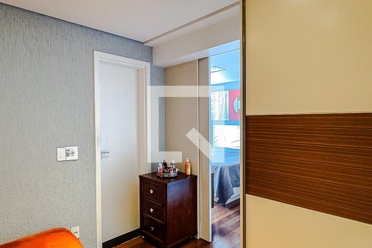 Apartamento, 3 quartos, 210 m² - Foto 23