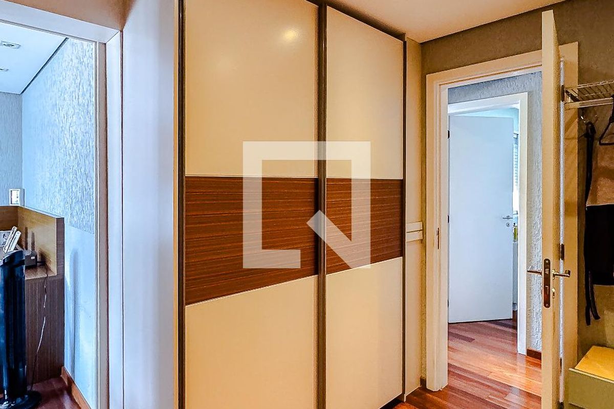 Apartamento, 3 quartos, 210 m² - Foto 21