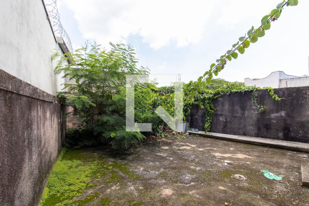 Casa à Venda - Taquaral, 2 Quartos,  240 m2 em , Campinas - sp | SoloBR