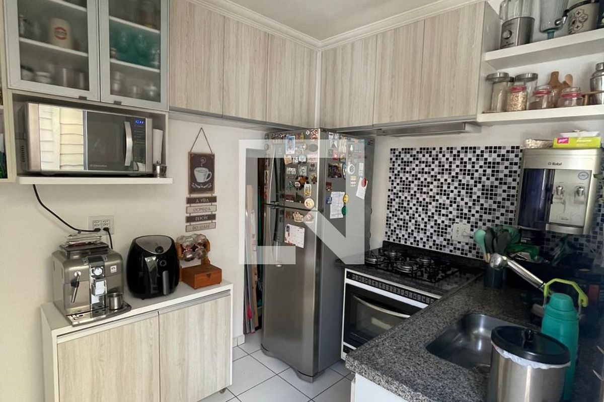 Casa à Venda - Mansões Santo Antônio, 3 Quartos,  80 m2 em , Campinas - sp | SoloBR