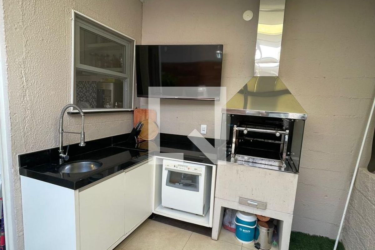 Casa à Venda - Mansões Santo Antônio, 3 Quartos,  80 m2 em , Campinas - sp | SoloBR