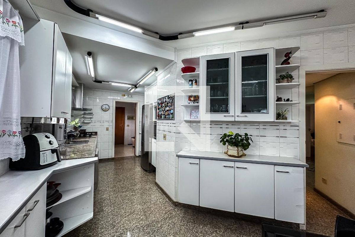 Apartamento, 4 quartos, 240 m² - Foto 66