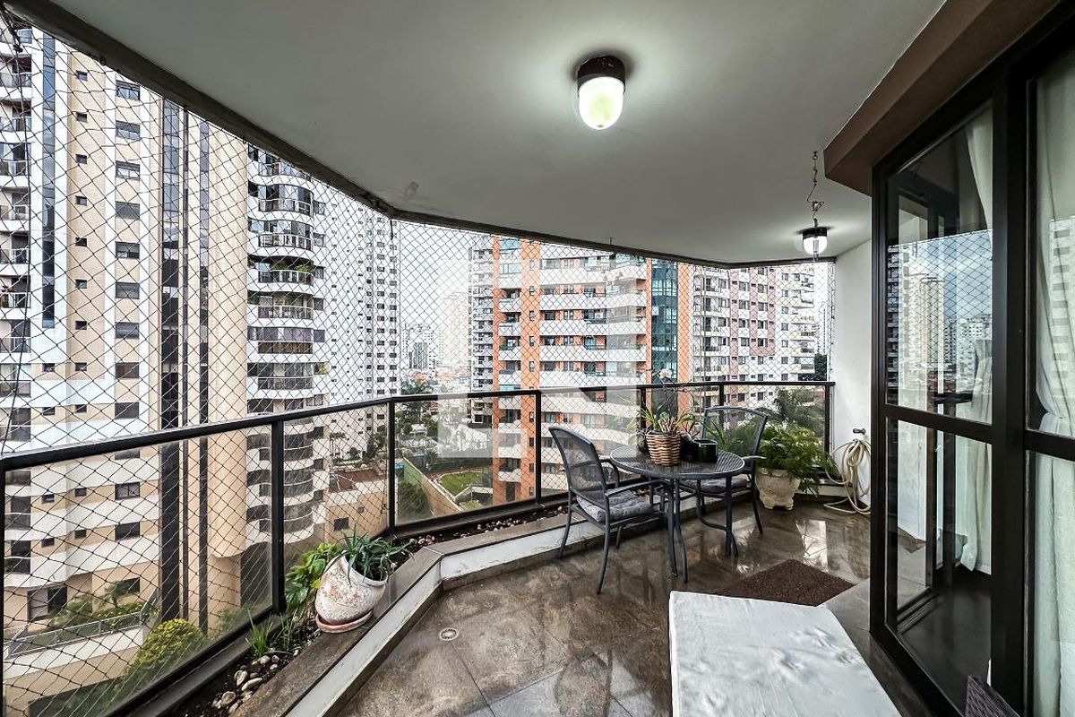 Apartamento, 4 quartos, 240 m² - Foto 8