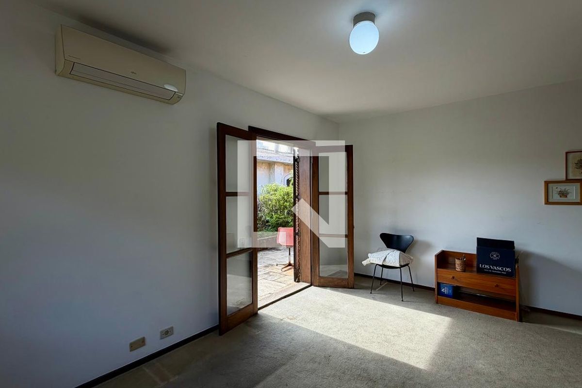 Casa, 4 quartos, 290 m² - Foto 40