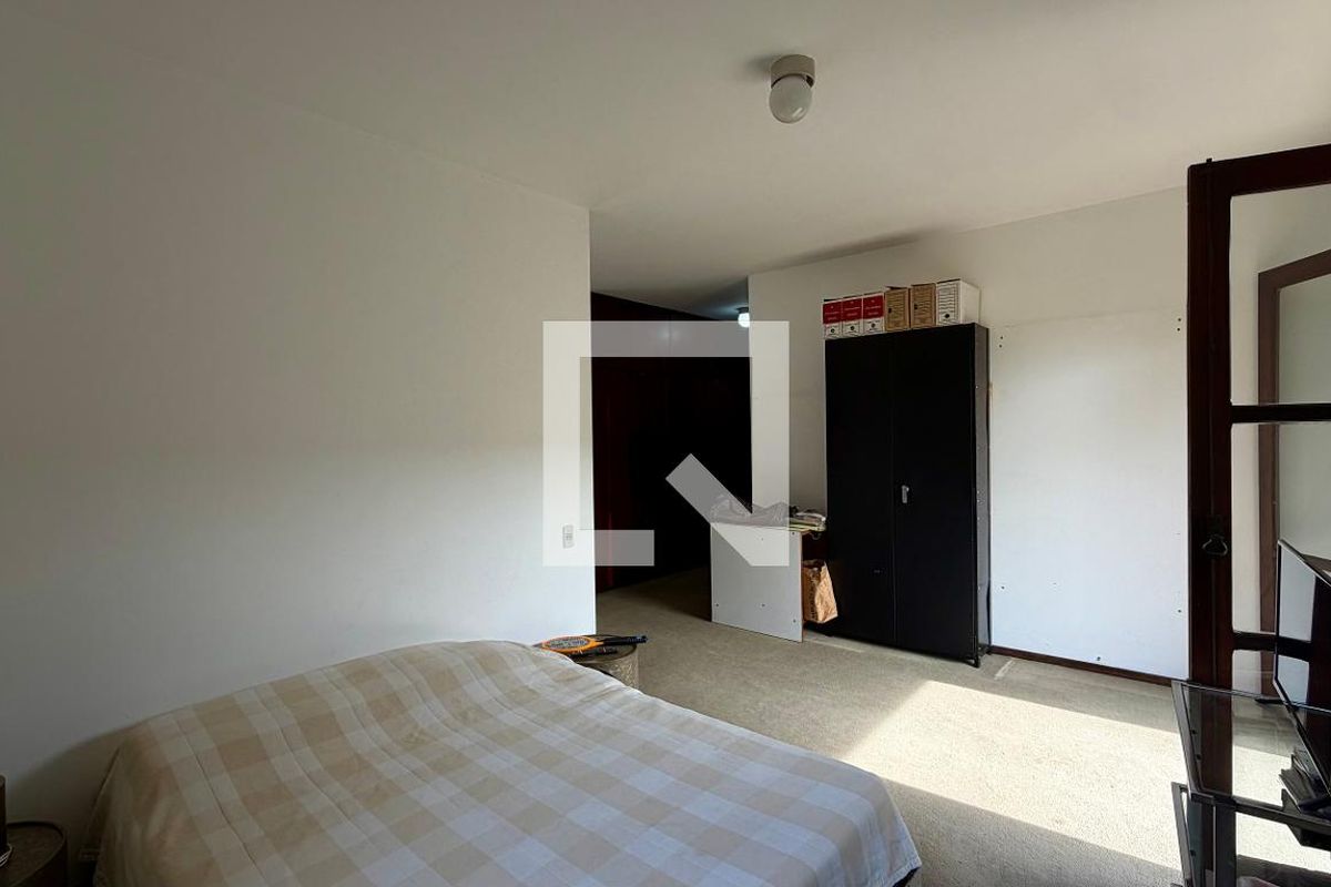 Casa, 4 quartos, 290 m² - Foto 78
