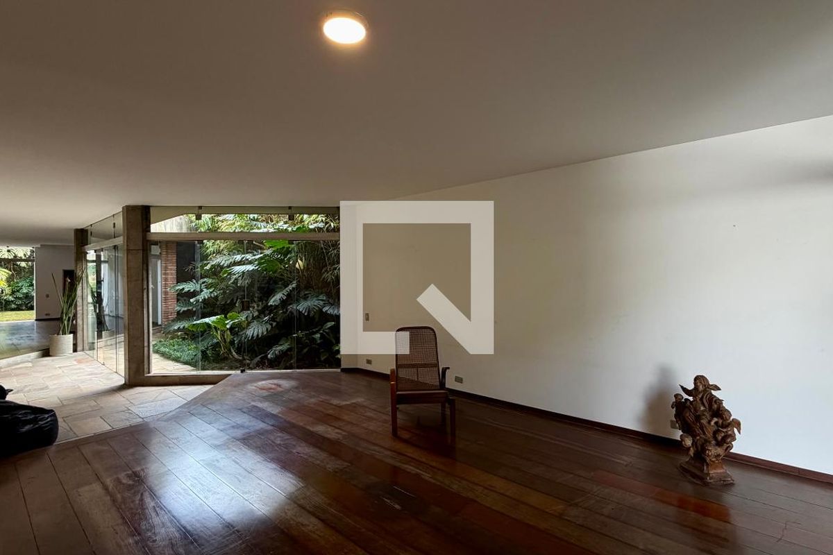 Casa, 4 quartos, 290 m² - Foto 4