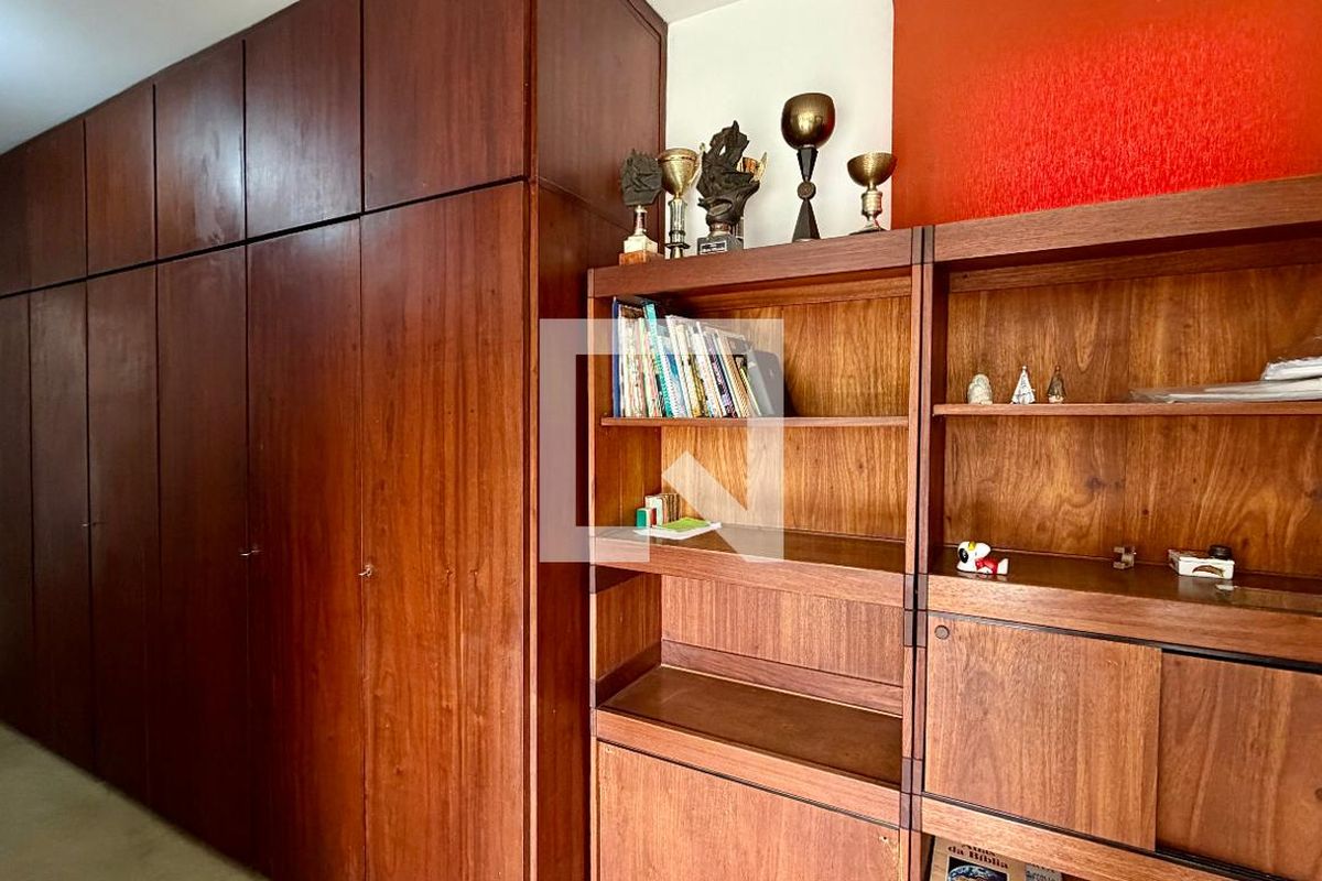 Casa, 4 quartos, 290 m² - Foto 46