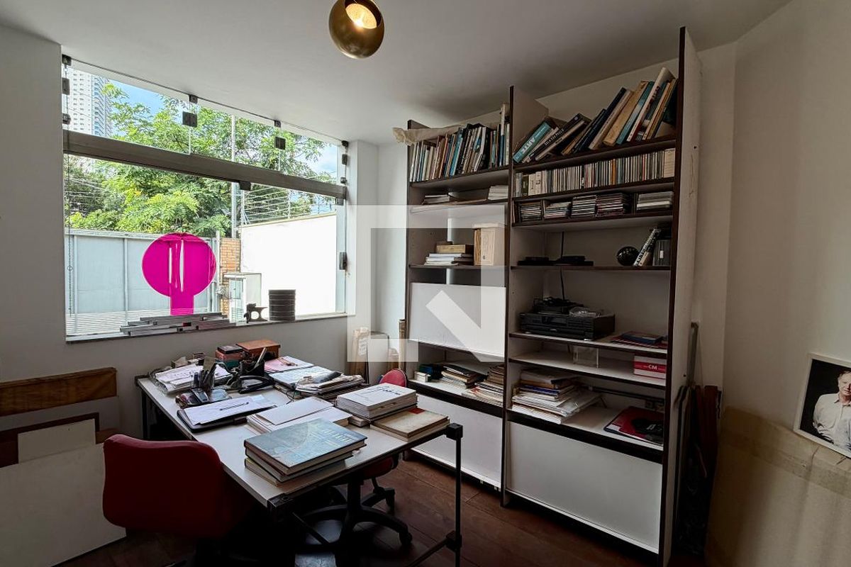 Casa, 4 quartos, 290 m² - Foto 26