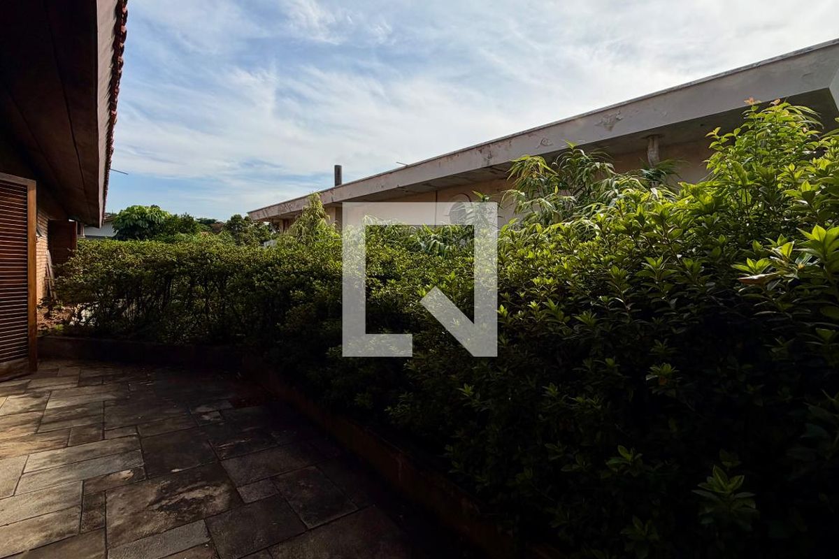 Casa, 4 quartos, 290 m² - Foto 74