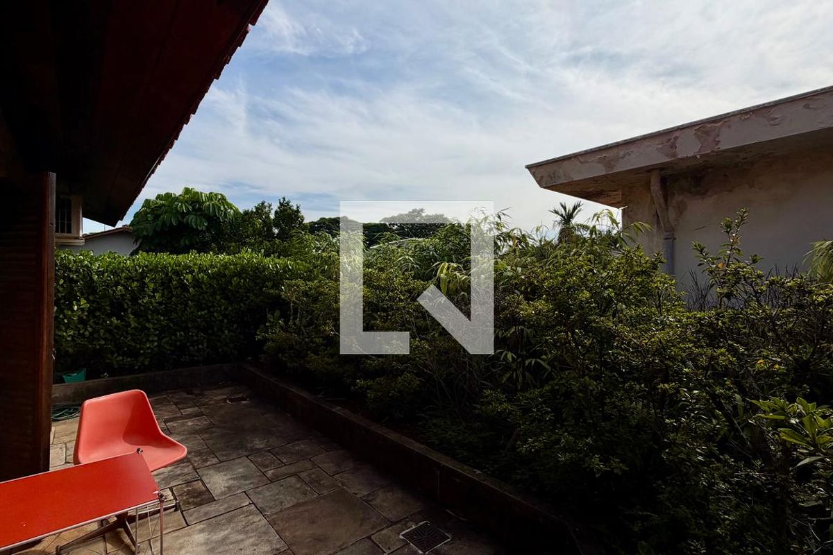 Casa, 4 quartos, 290 m² - Foto 52