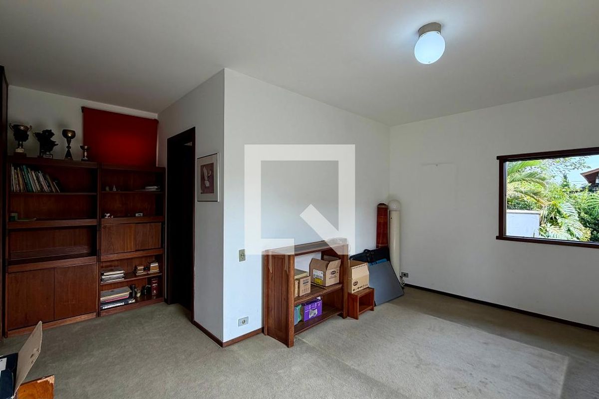 Casa, 4 quartos, 290 m² - Foto 42