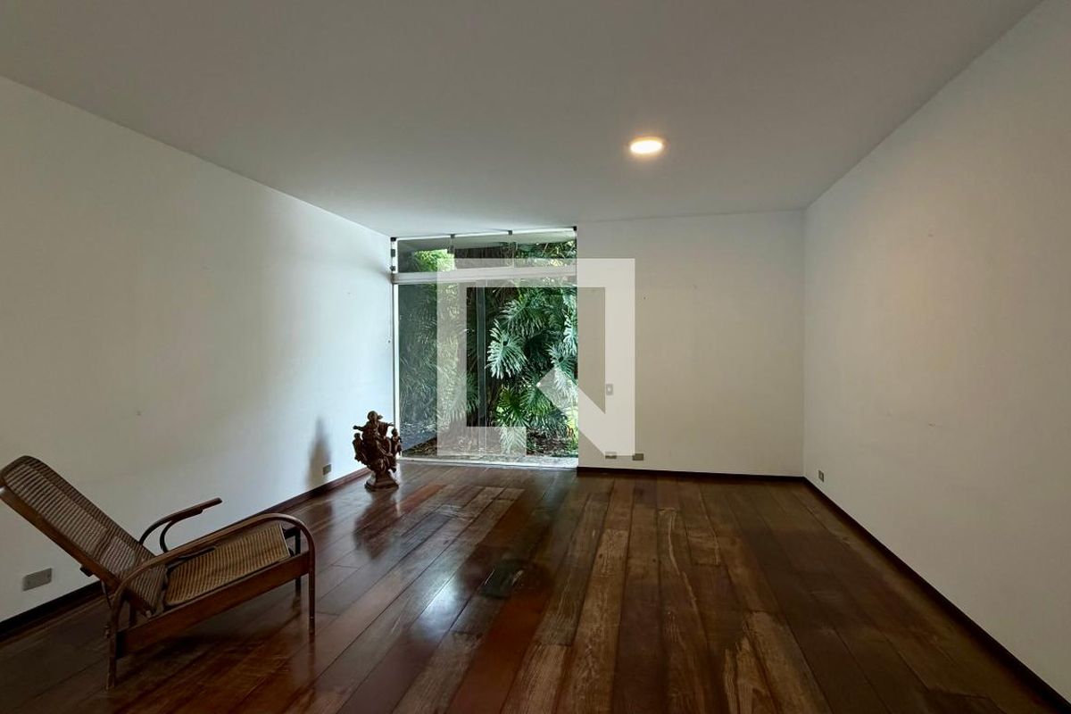 Casa, 4 quartos, 290 m² - Foto 8
