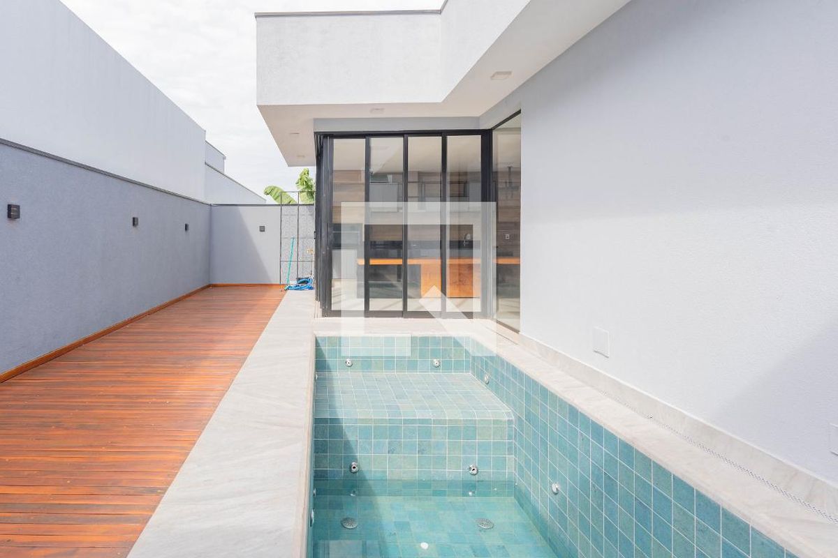 Casa à Venda - Swiss Park, 3 Quartos,  210 m2 em , Campinas - sp | SoloBR