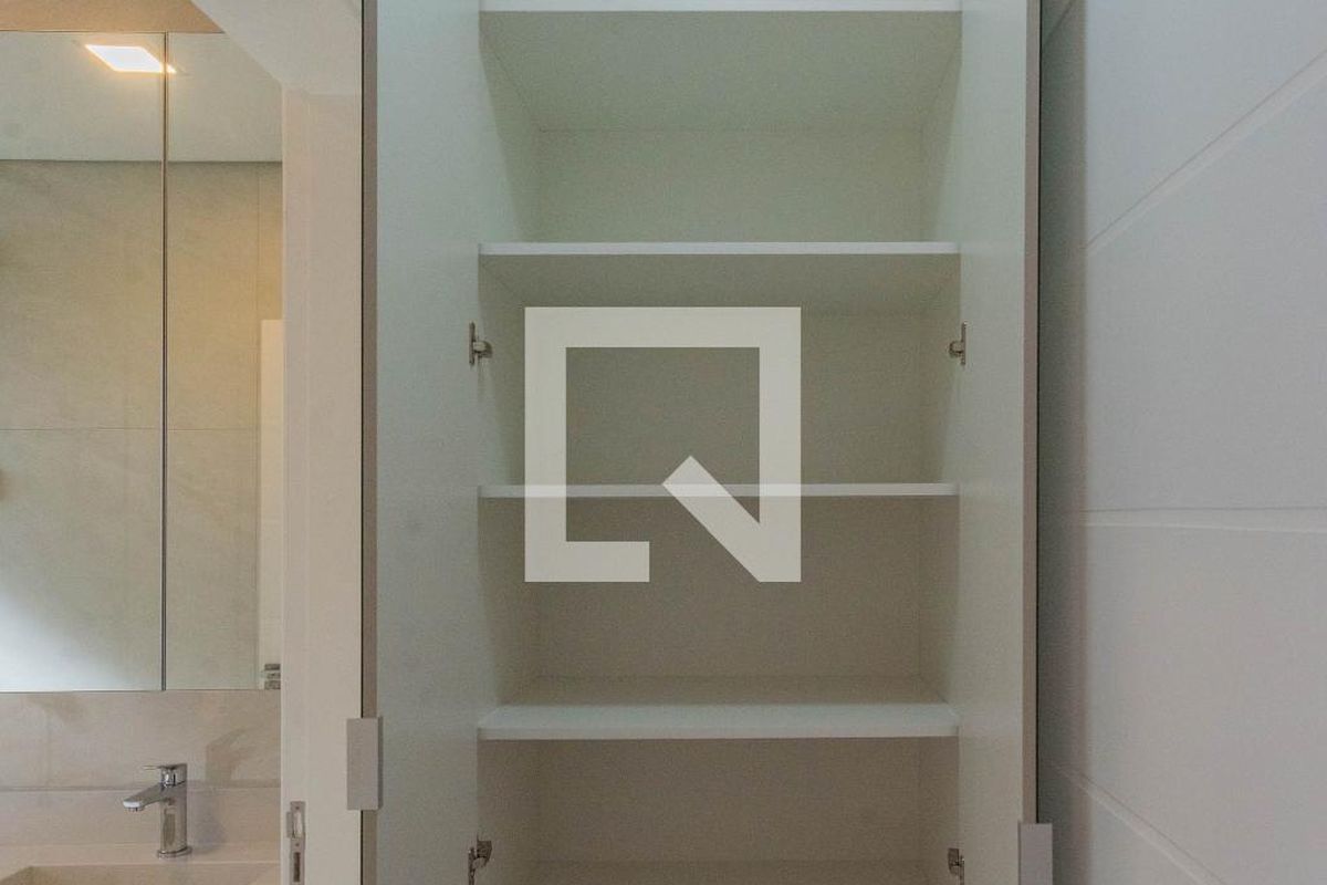 Casa à Venda - Swiss Park, 3 Quartos,  210 m2 em , Campinas - sp | SoloBR