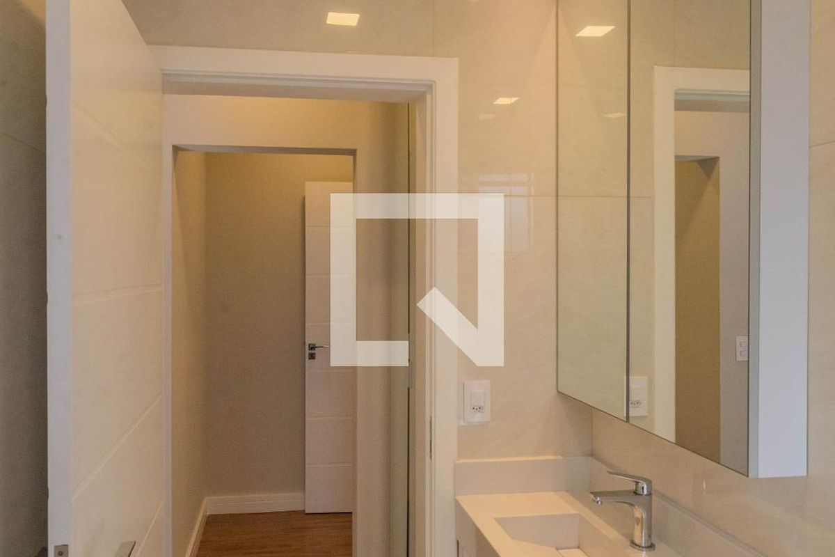 Casa à Venda - Swiss Park, 3 Quartos,  210 m2 em , Campinas - sp | SoloBR