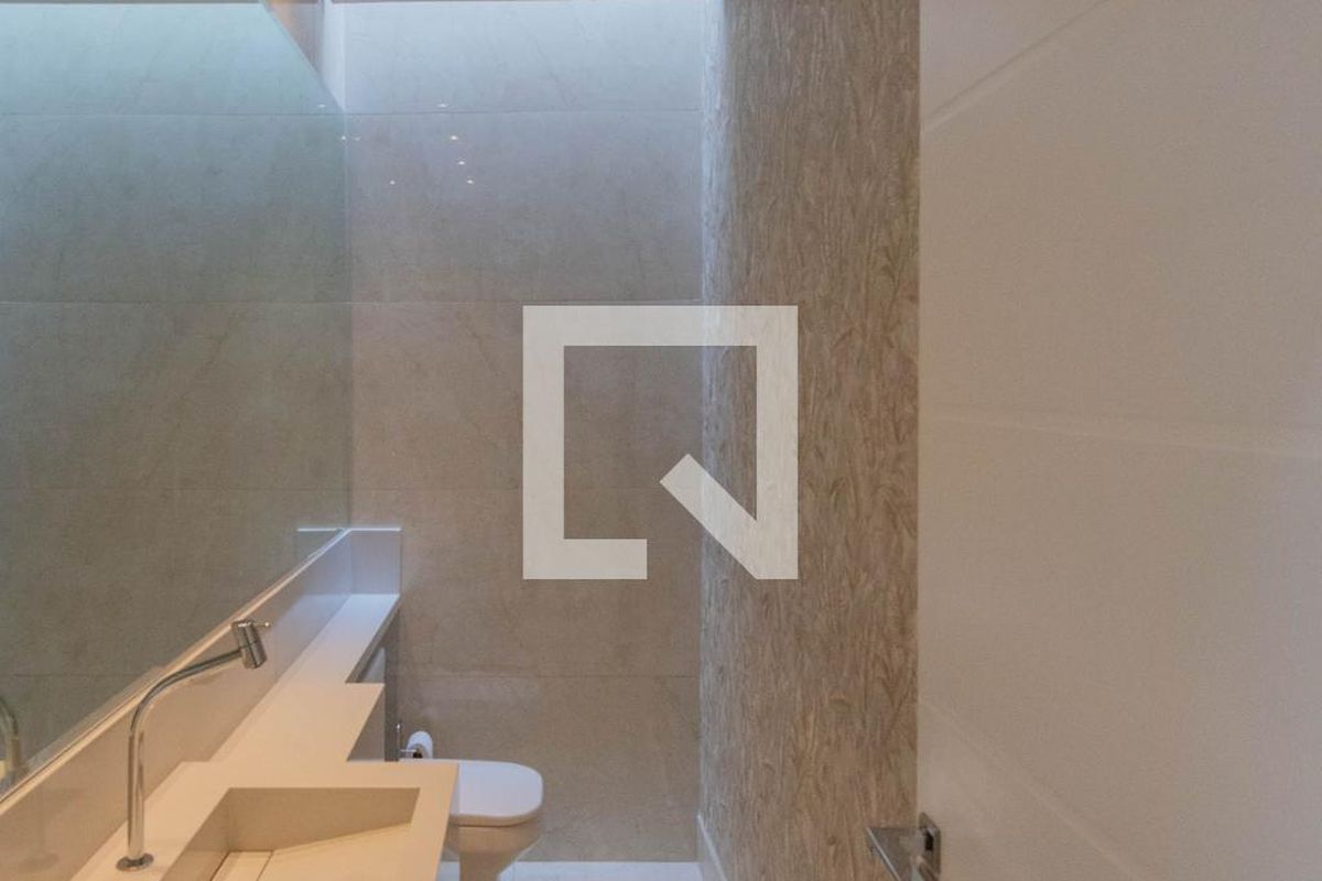 Casa à Venda - Swiss Park, 3 Quartos,  210 m2 em , Campinas - sp | SoloBR