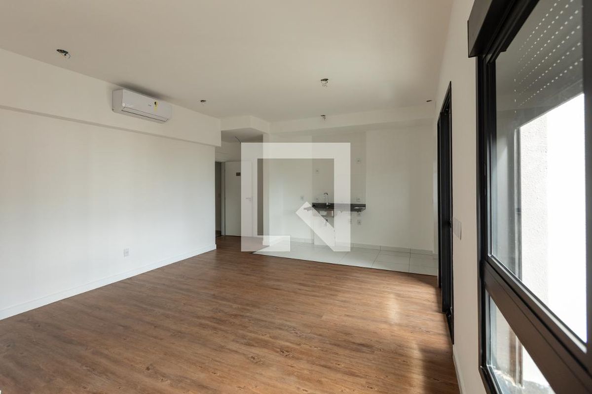 Apartamento à Venda - Taquaral, 1 Quarto,  45 m2 em , Campinas - sp | SoloBR