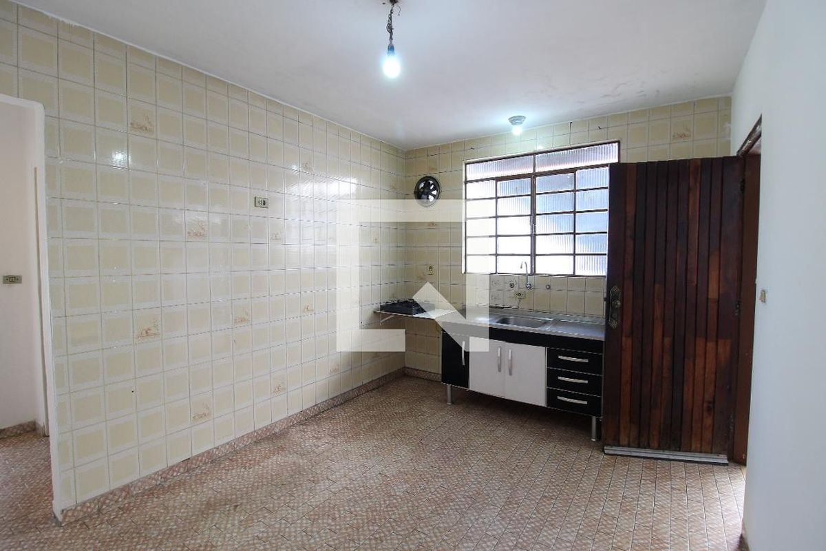 Casa, 2 quartos, 150 m² - Foto 14