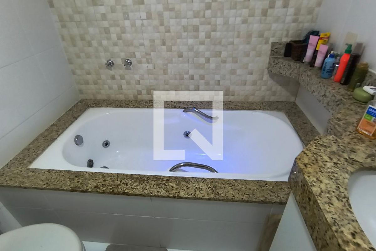 Casa, 5 quartos, 360 m² - Foto 34