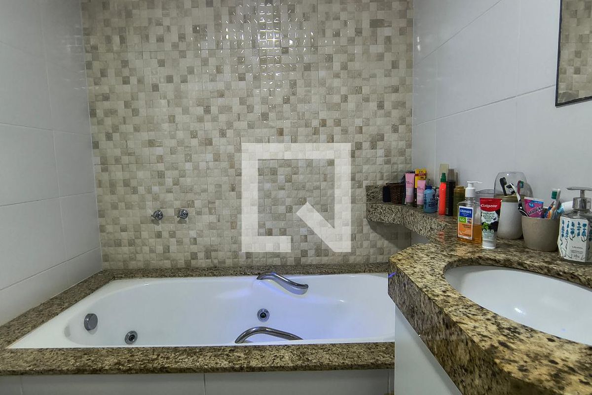Casa, 5 quartos, 360 m² - Foto 32