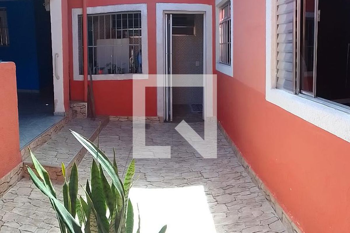 Casa, 4 quartos, 250 m² - Foto 35