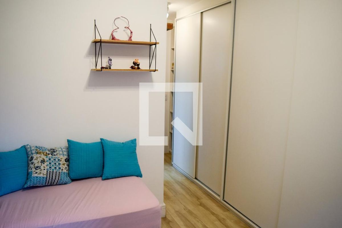 Casa, 3 quartos, 230 m² - Foto 62