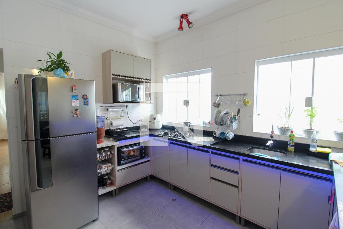 Casa, 2 quartos, 210 m² - Foto 10
