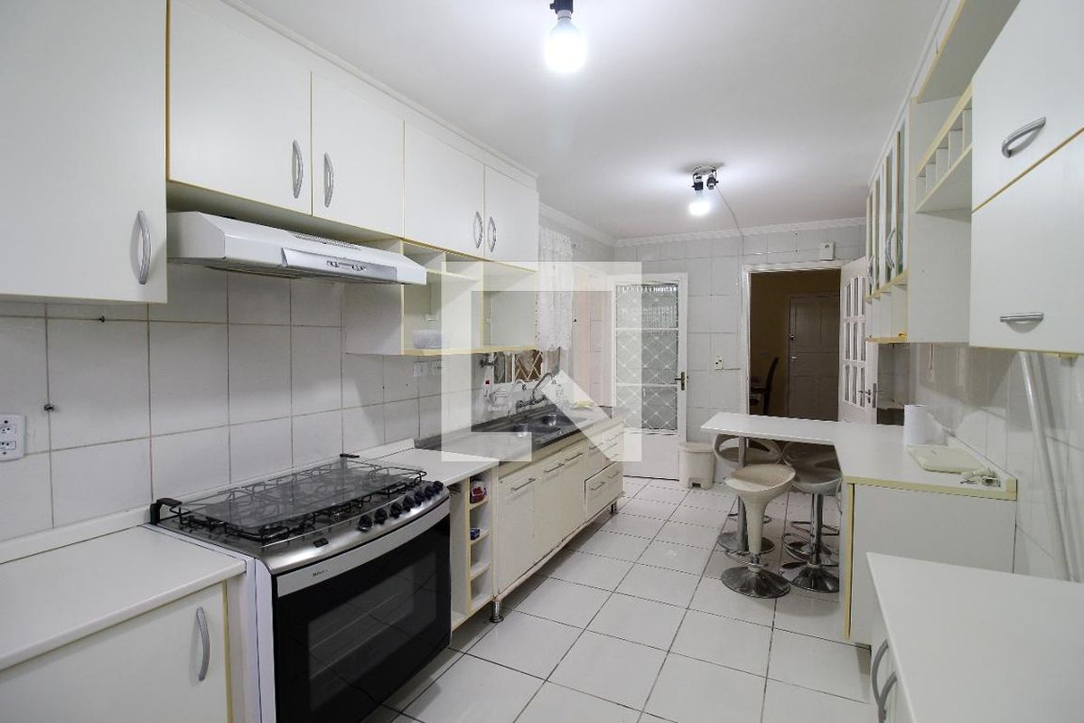 Casa, 3 quartos, 200 m² - Foto 40