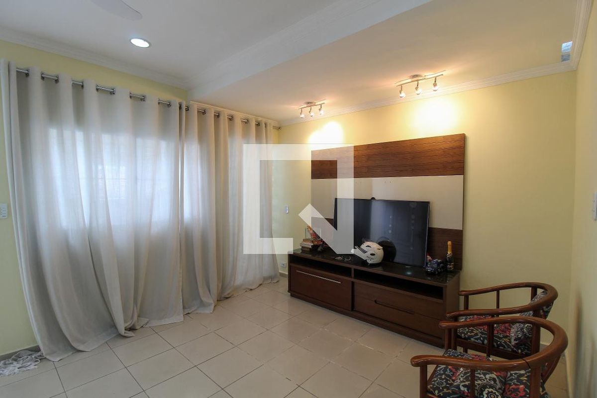 Casa, 3 quartos, 200 m² - Foto 2