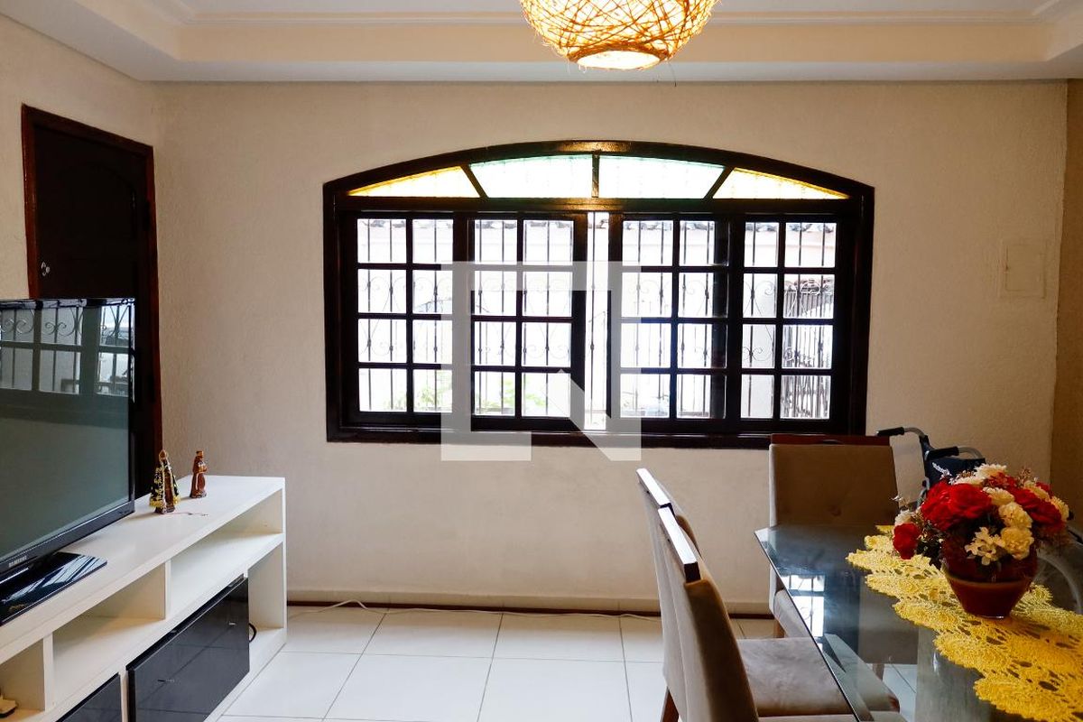 Casa, 4 quartos, 250 m² - Foto 7