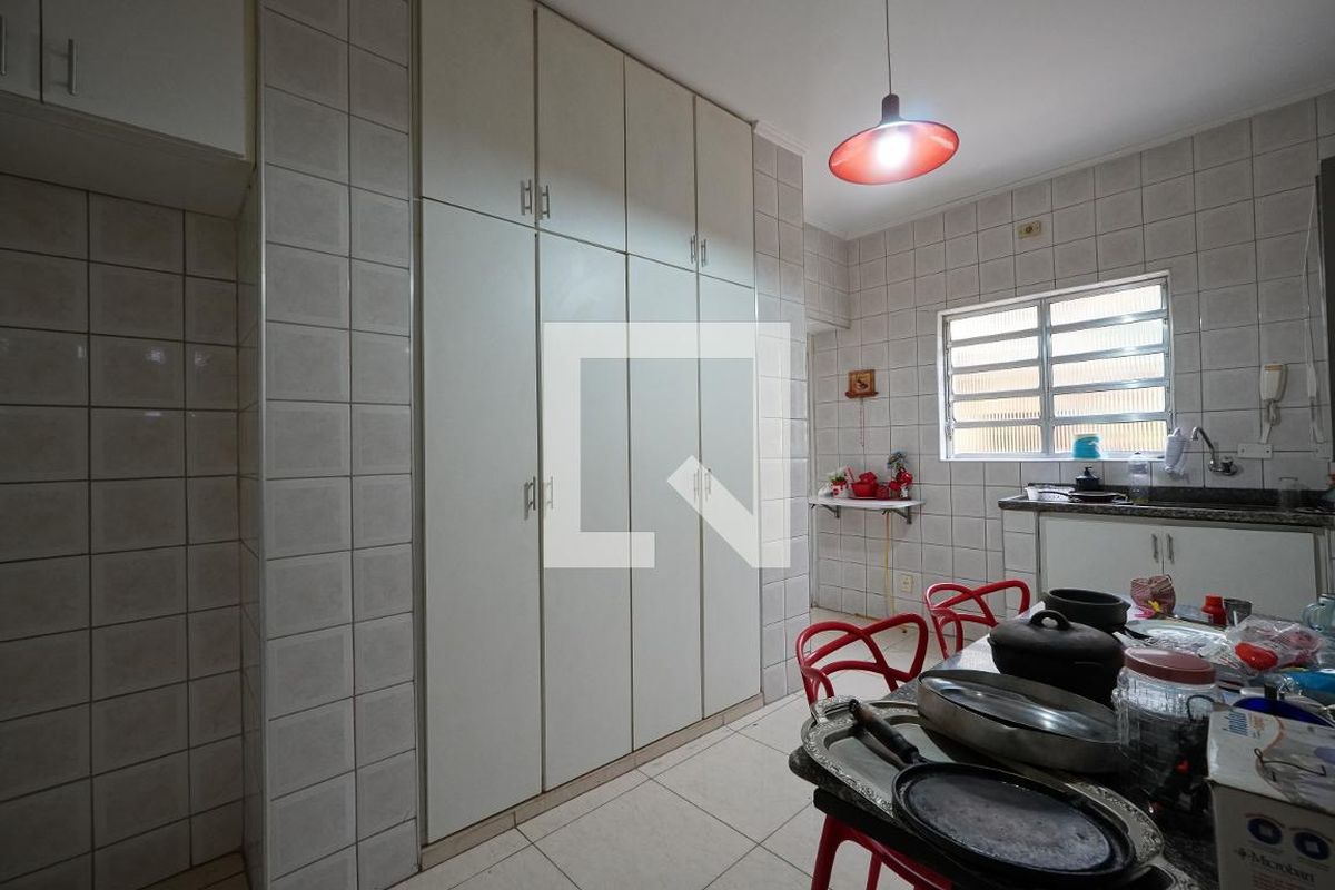 Casa, 4 quartos, 240 m² - Foto 71
