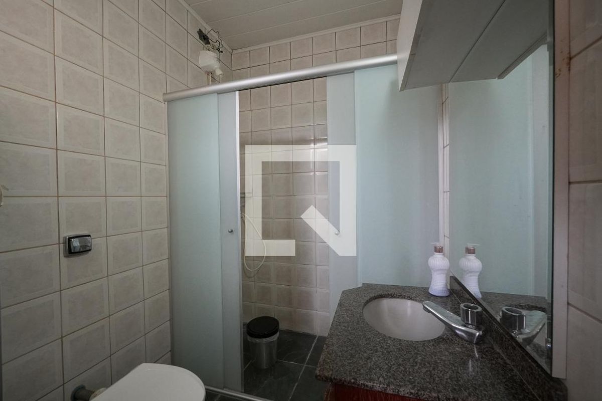 Casa, 4 quartos, 240 m² - Foto 26