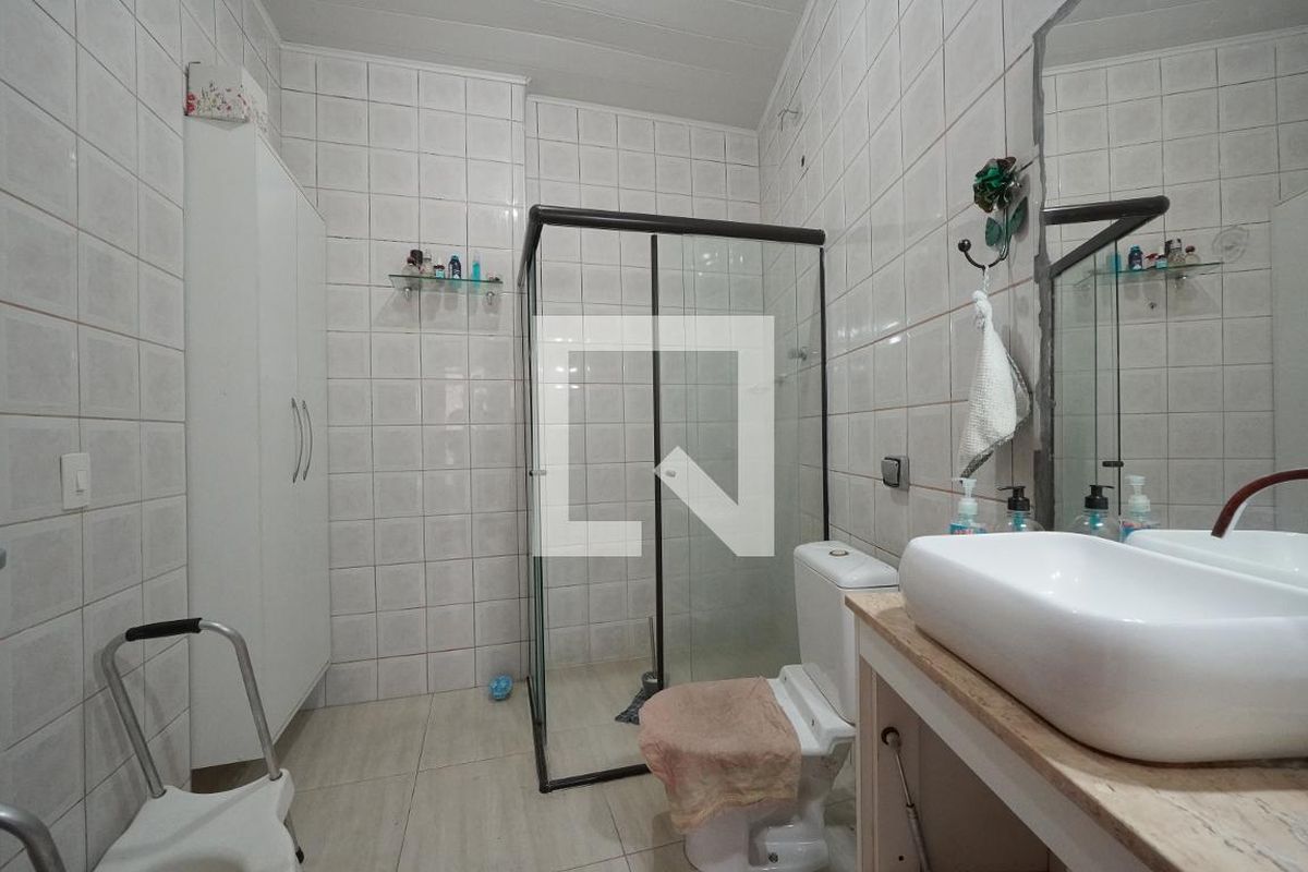 Casa, 4 quartos, 240 m² - Foto 83