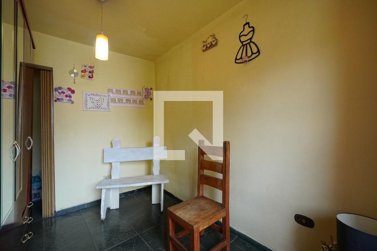 Casa, 4 quartos, 240 m² - Foto 23