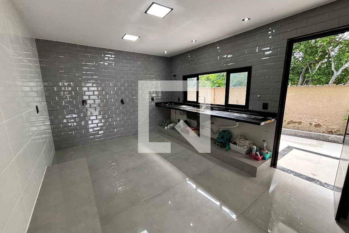 Casa, 4 quartos, 232 m² - Foto 102