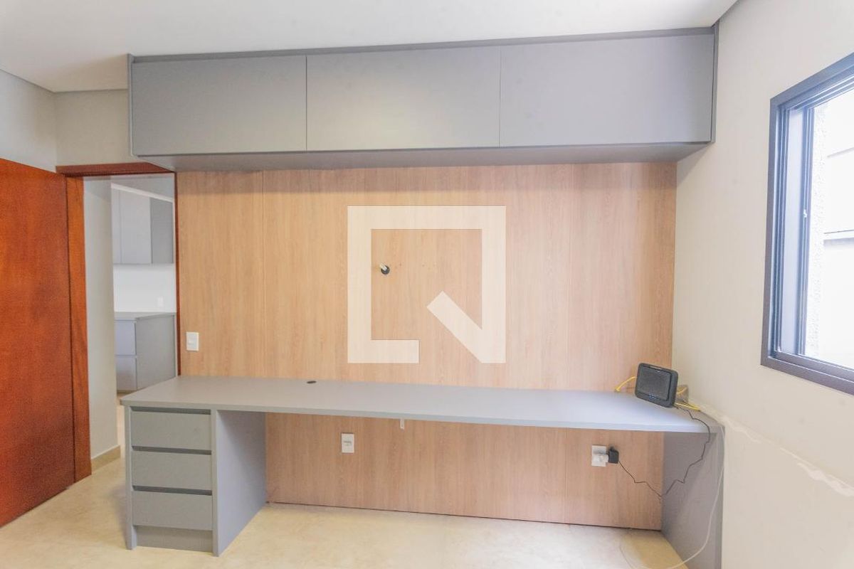 Casa à Venda - Swiss Park, 3 Quartos,  170 m2 em , Campinas - sp | SoloBR