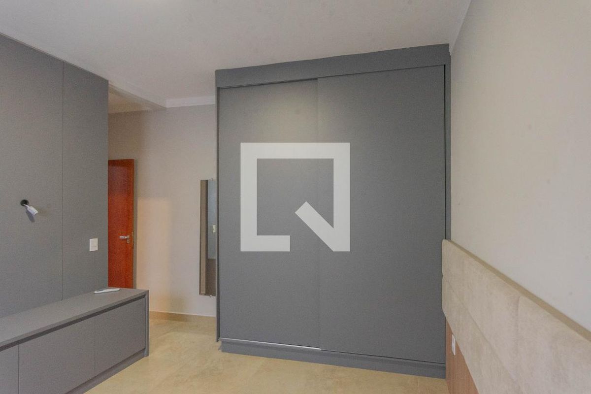 Casa à Venda - Swiss Park, 3 Quartos,  170 m2 em , Campinas - sp | SoloBR
