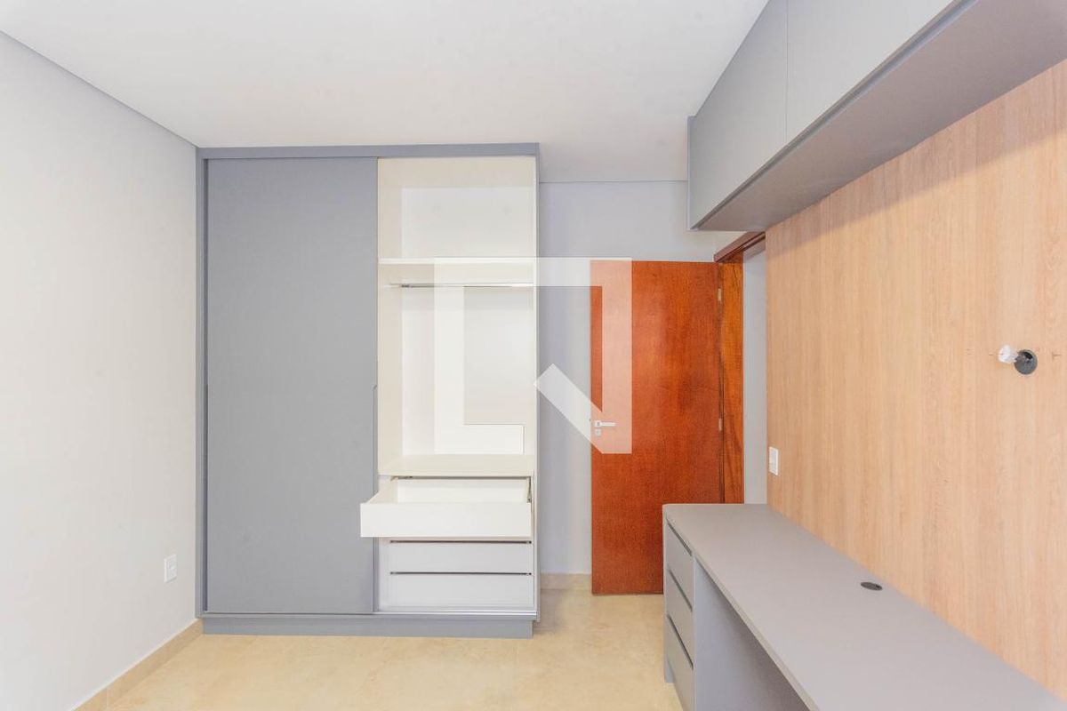 Casa à Venda - Swiss Park, 3 Quartos,  170 m2 em , Campinas - sp | SoloBR