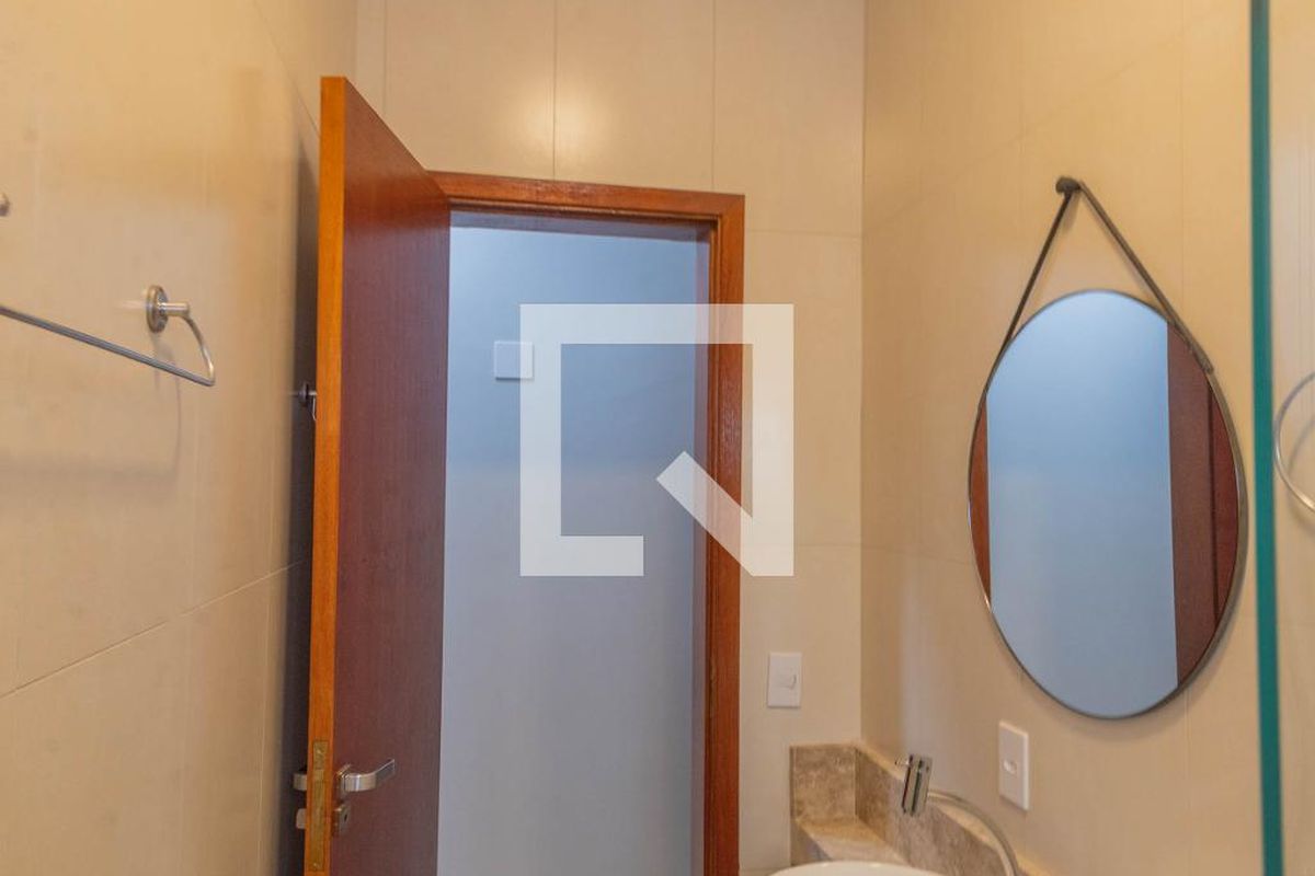 Casa à Venda - Swiss Park, 3 Quartos,  170 m2 em , Campinas - sp | SoloBR