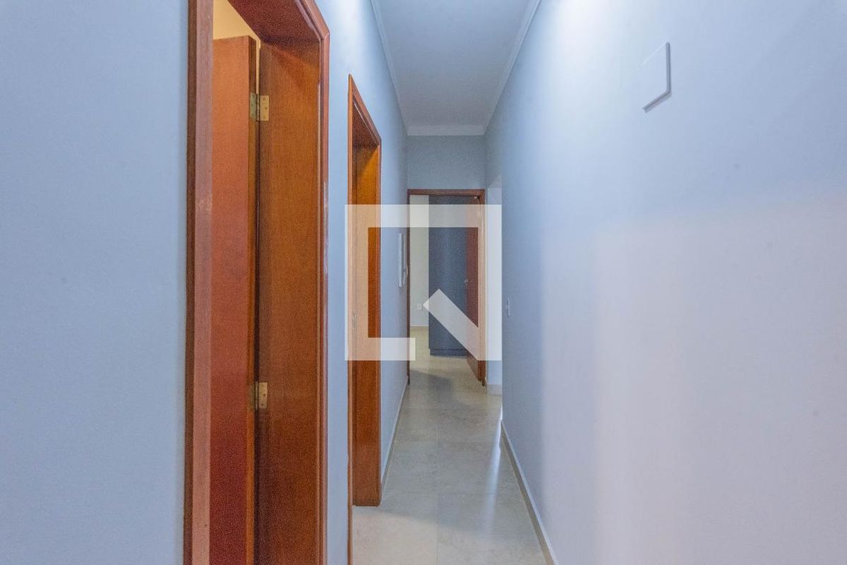 Casa à Venda - Swiss Park, 3 Quartos,  170 m2 em , Campinas - sp | SoloBR