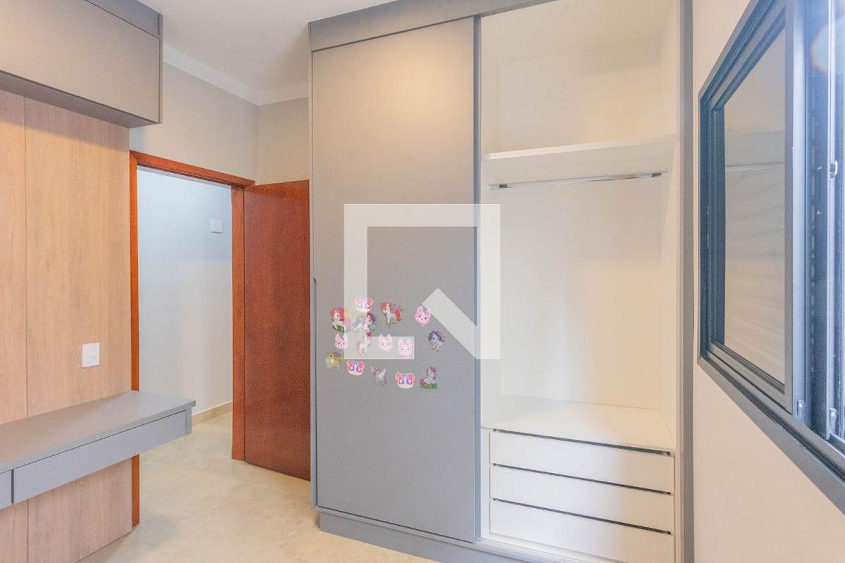 Casa à Venda - Swiss Park, 3 Quartos,  170 m2 em , Campinas - sp | SoloBR