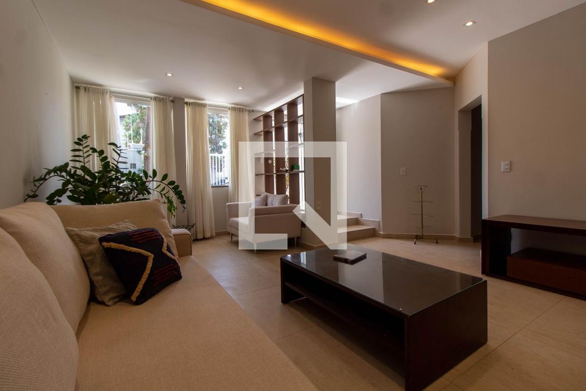 Casa à Venda - Mansões Santo Antônio, 4 Quartos,  275 m2 em , Campinas - sp | SoloBR