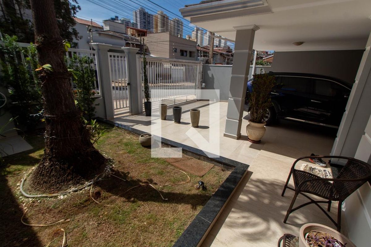 Casa à Venda - Mansões Santo Antônio, 4 Quartos,  275 m2 em , Campinas - sp | SoloBR