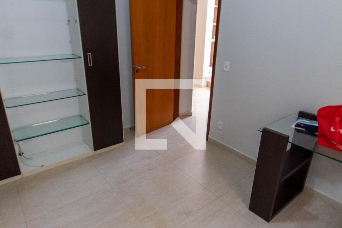 Casa à Venda - Mansões Santo Antônio, 4 Quartos,  275 m2 em , Campinas - sp | SoloBR