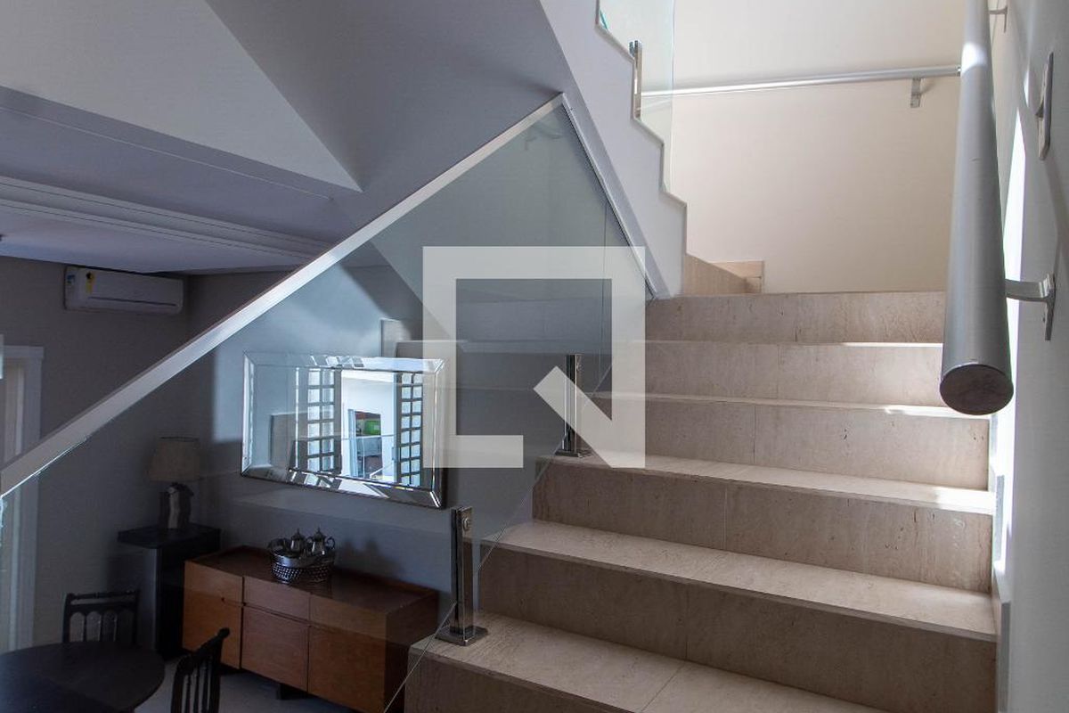 Casa à Venda - Mansões Santo Antônio, 4 Quartos,  275 m2 em , Campinas - sp | SoloBR