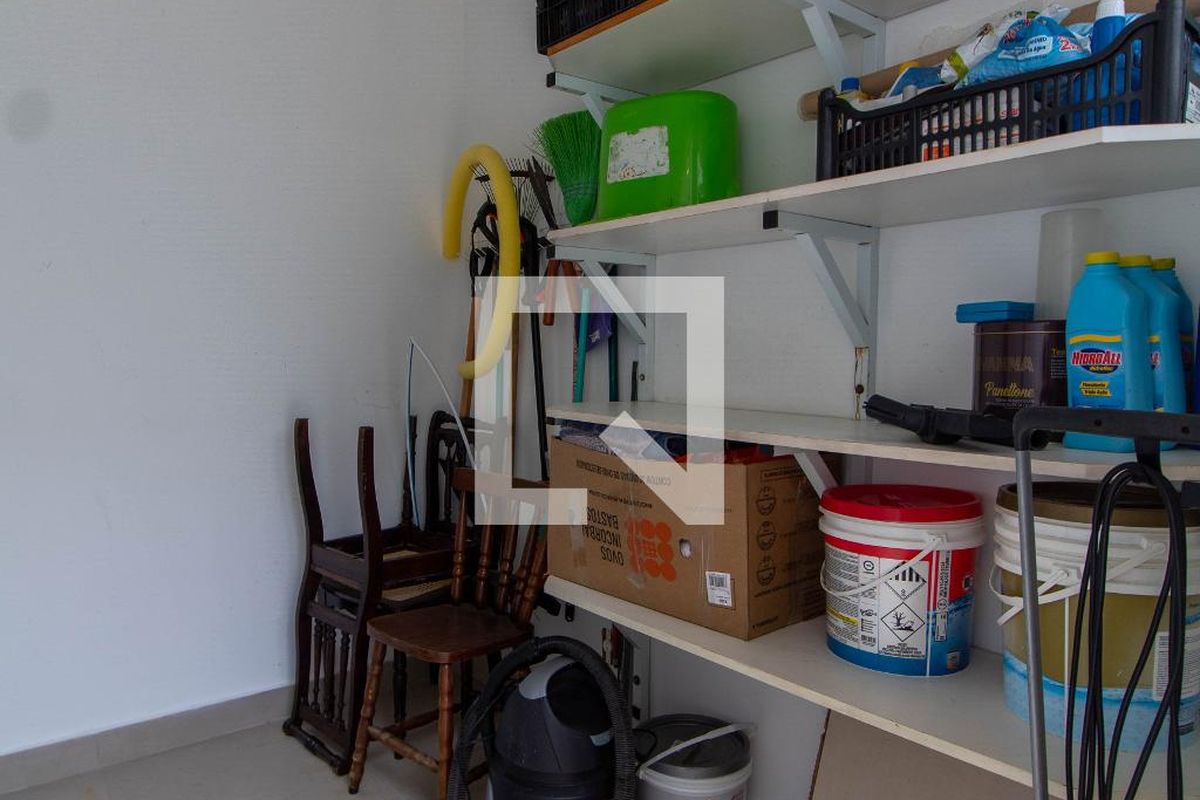Casa à Venda - Mansões Santo Antônio, 4 Quartos,  275 m2 em , Campinas - sp | SoloBR