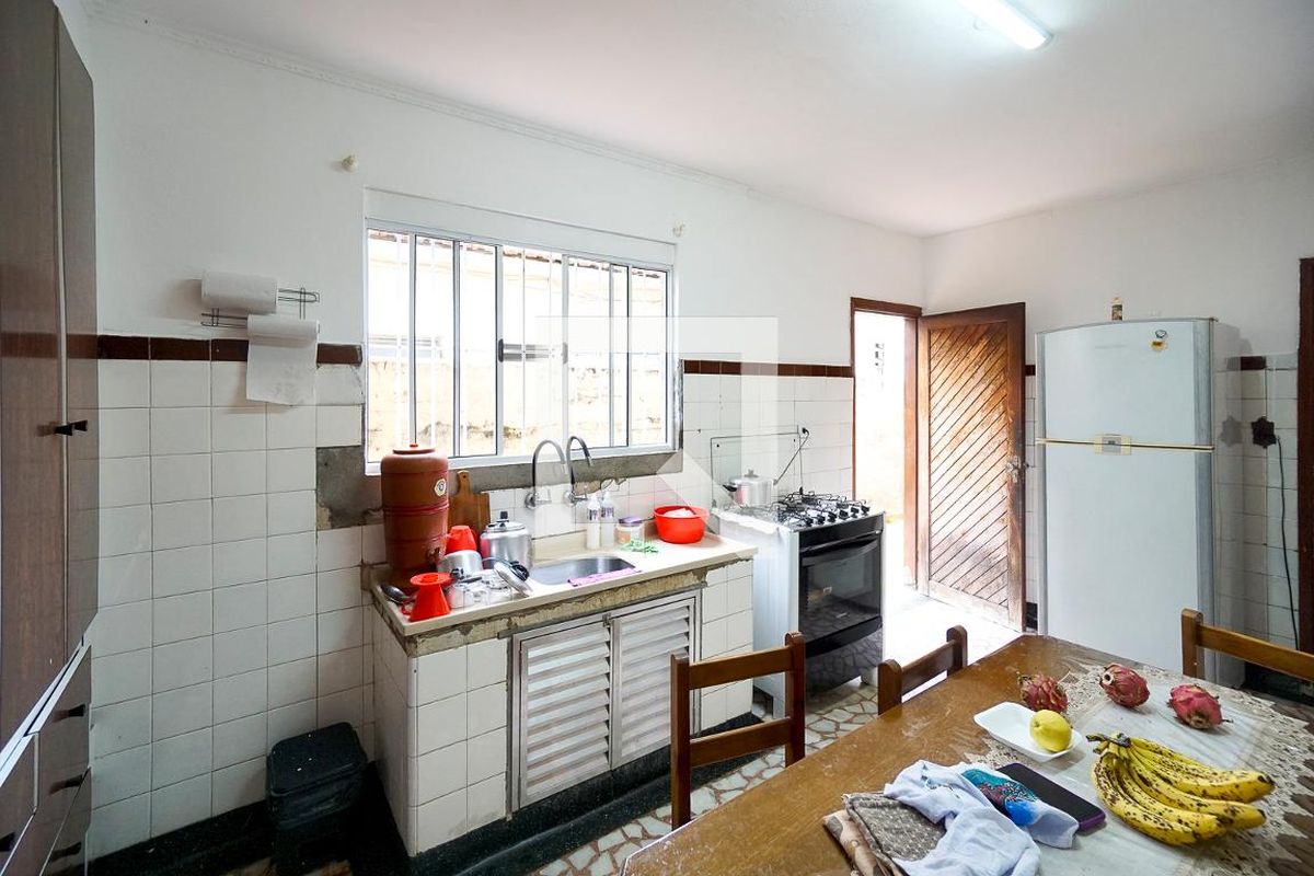 Casa, 3 quartos, 225 m² - Foto 40