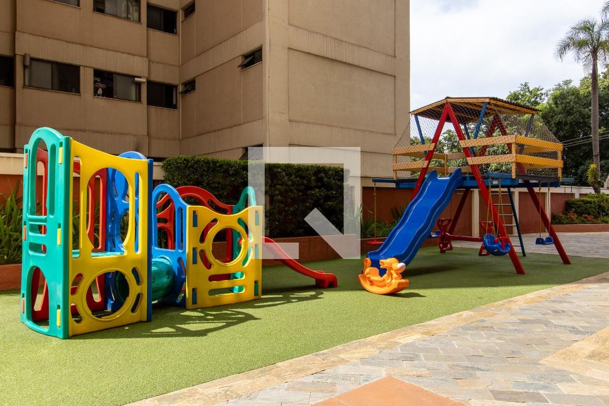 Apartamento à Venda - Centro, 3 Quartos,  175 m2 em , Campinas - sp | SoloBR