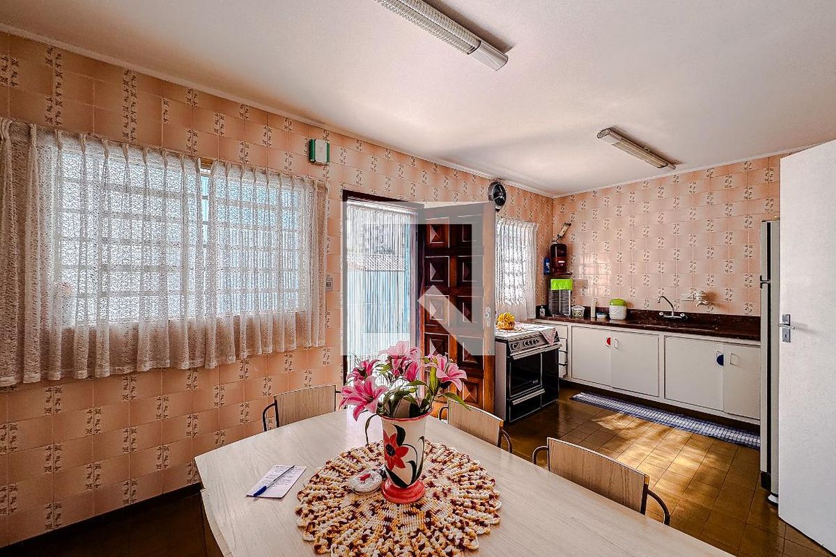 Casa, 3 quartos, 254 m² - Foto 77