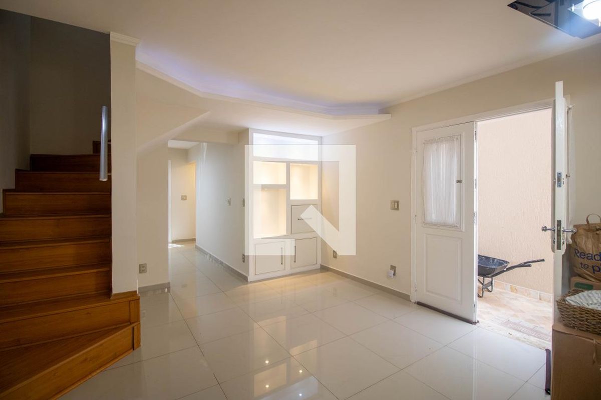 Casa, 3 quartos, 172 m² - Foto 2